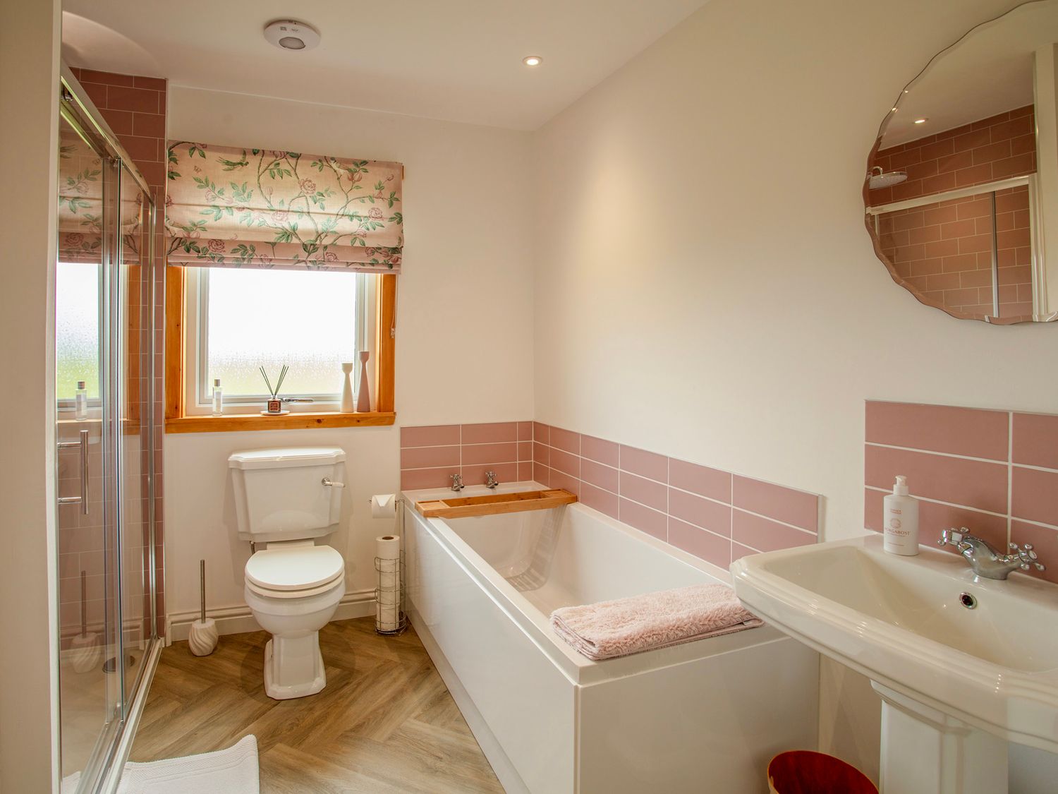 Second double bedroom at Taigh Eva