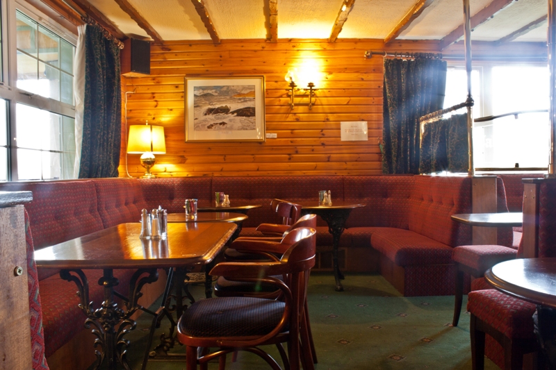 Borrodale Hotel lounge