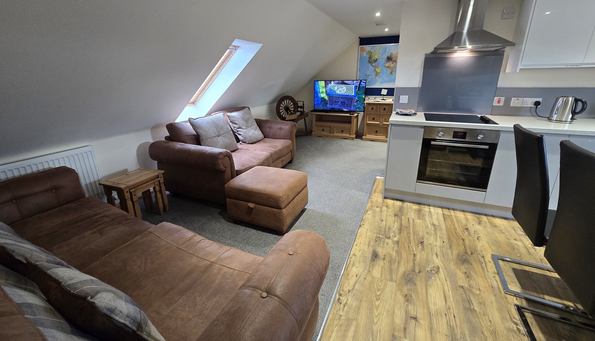 Hebridean Stay lounge & kitchen
