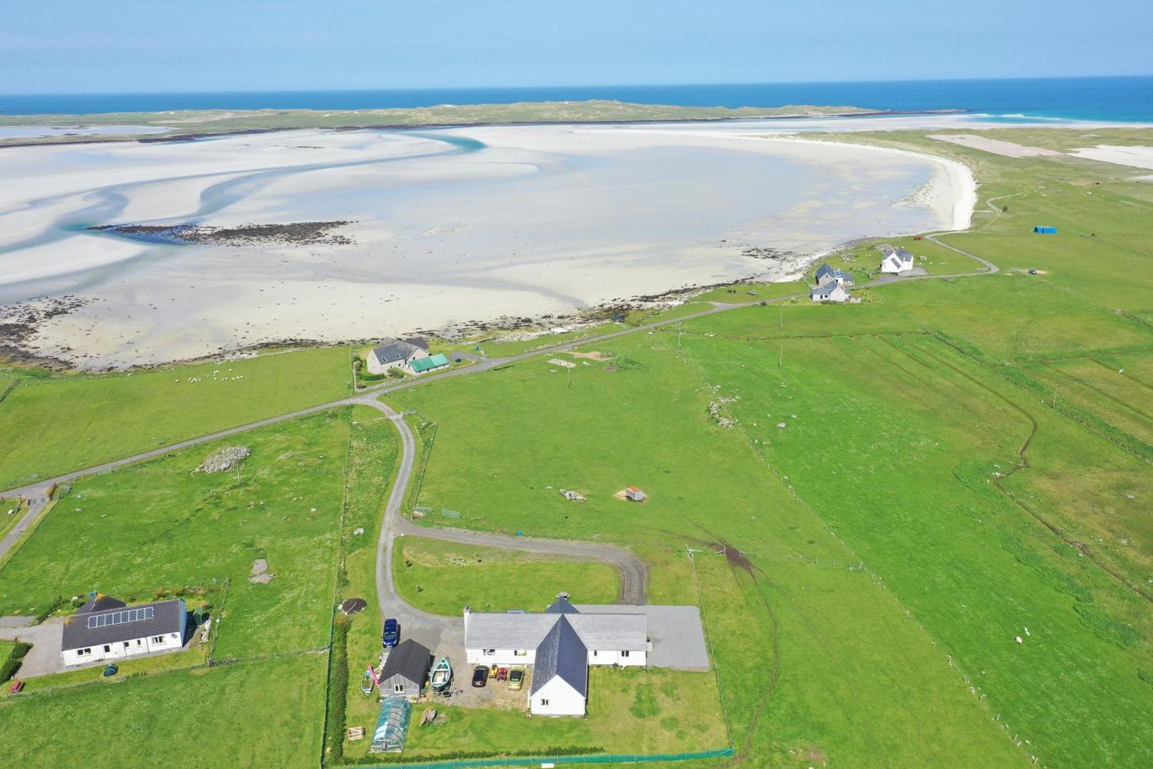 Vallay Sands bnb — B&B in North Uist