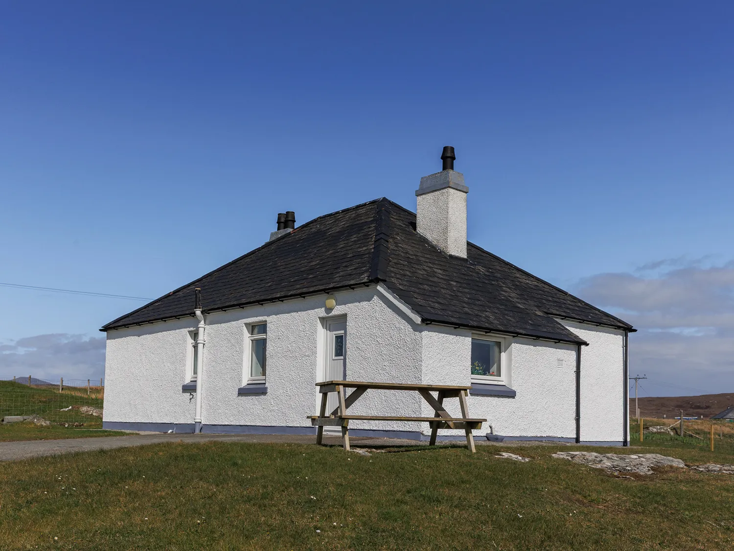 Dun Buidhe Self-Catering — Self-catering in South Uist