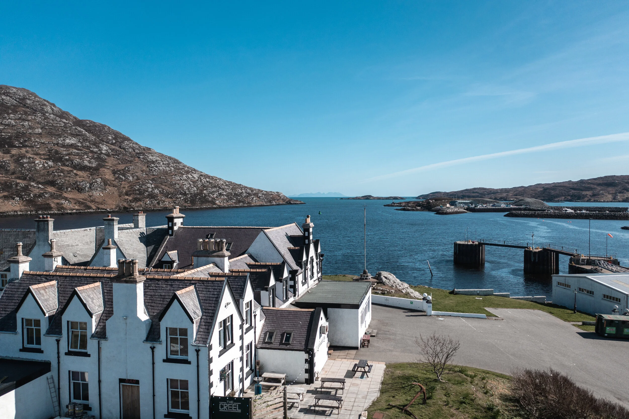 Lochboisdale Hotel harbour
