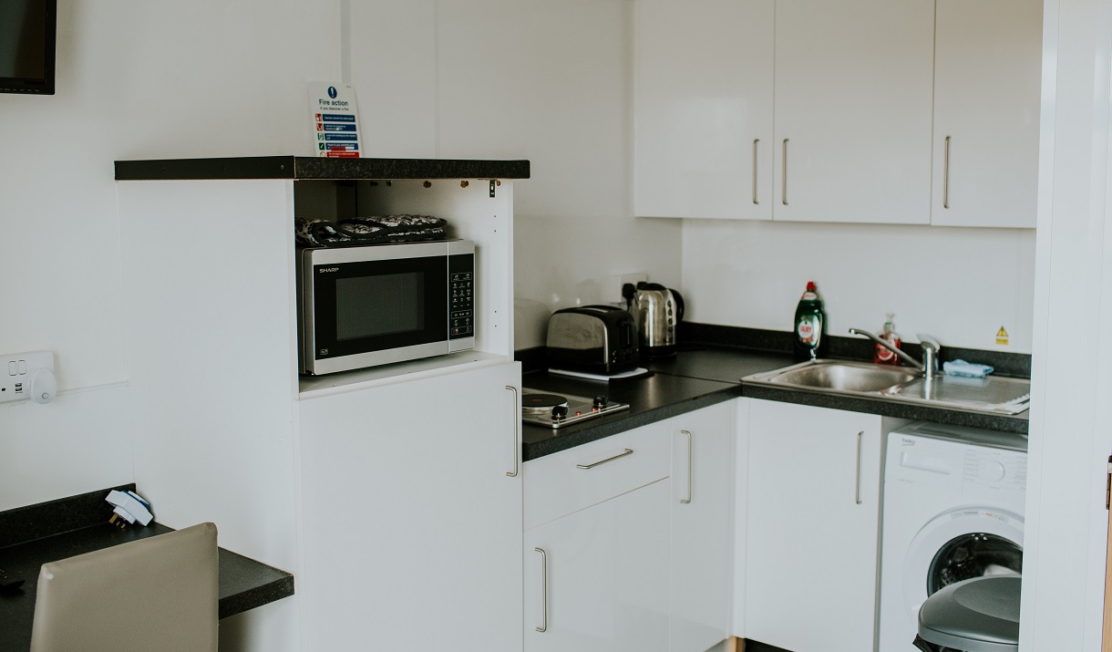 Uist Travel Accommodation white kitchen