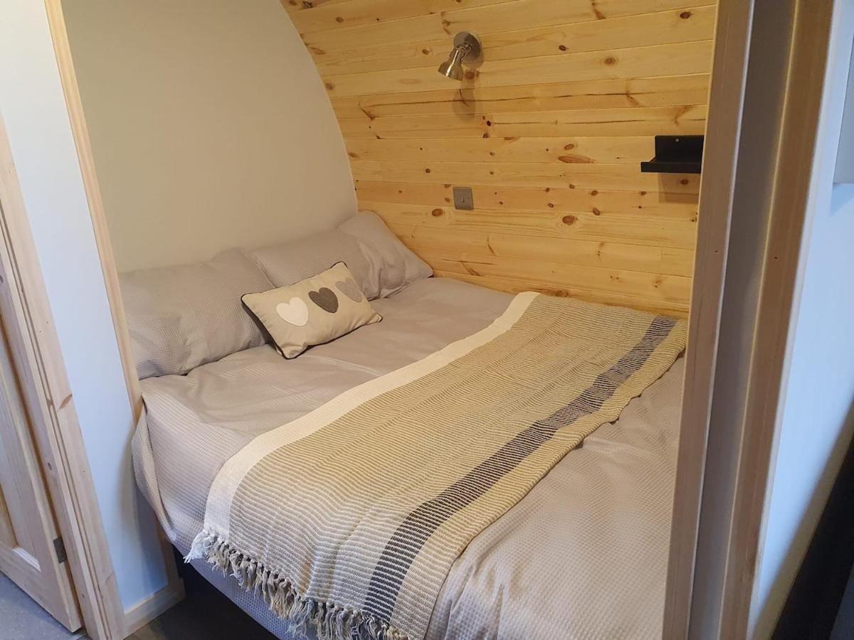Grimsay Glamping Pods - Pod Dubh - No Pets 2