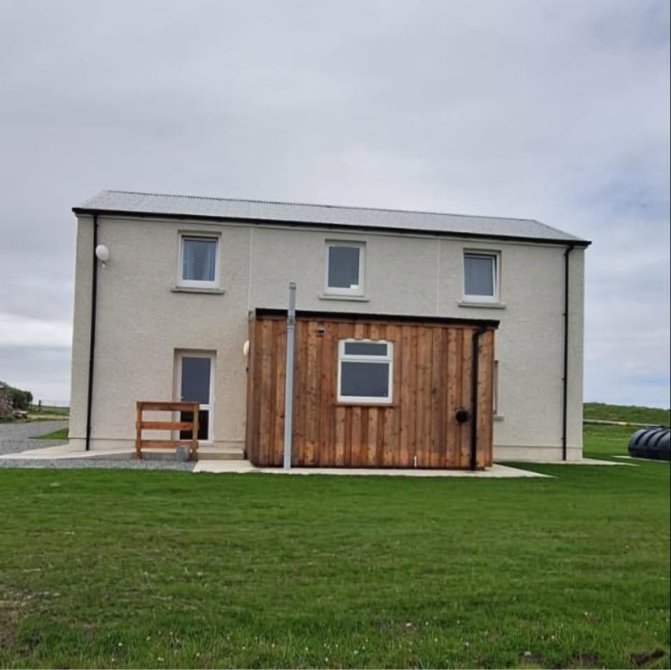 Husabost House — Self-catering in North Uist