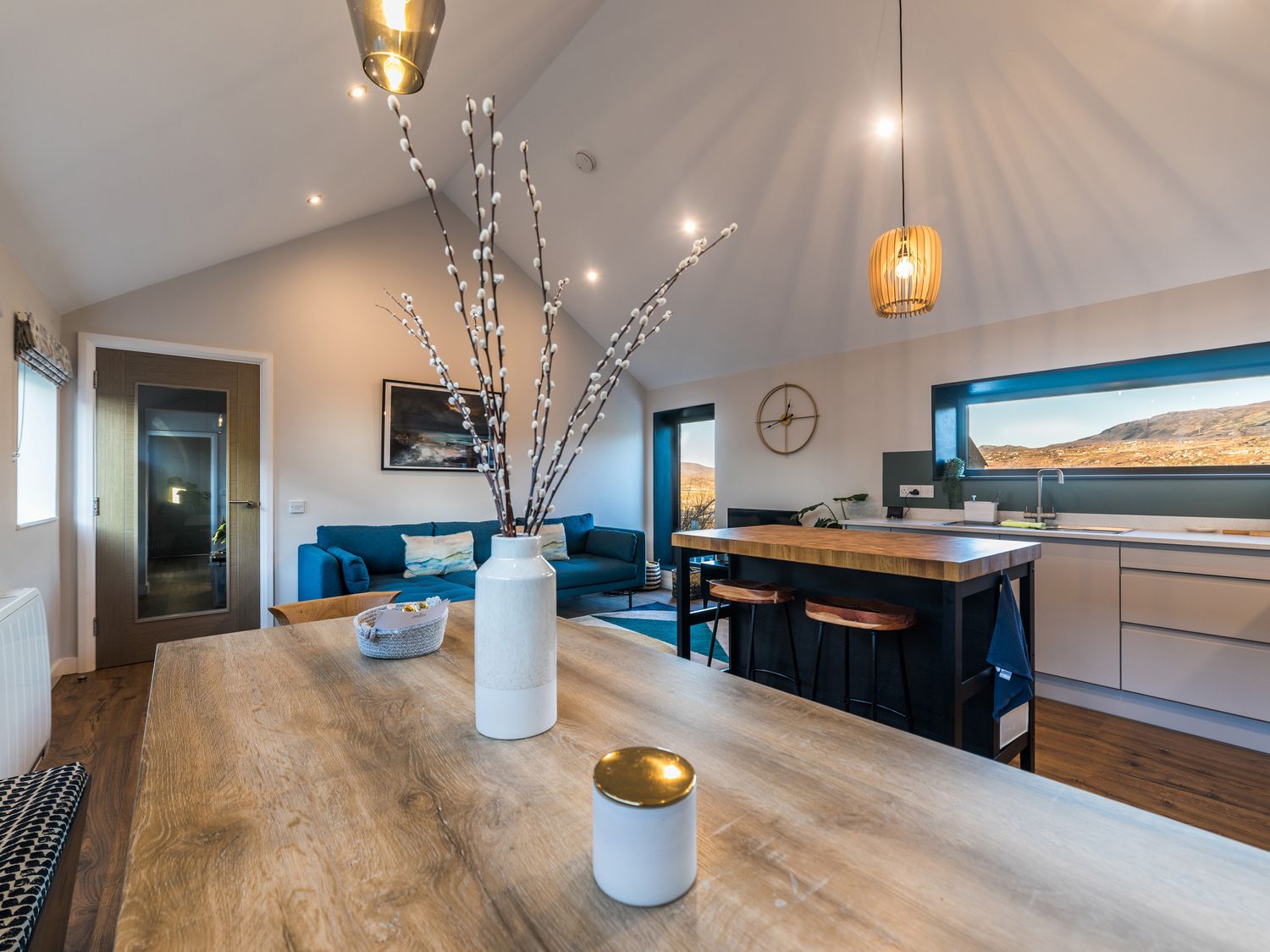 Beinn Mhor View — Self-catering in South Uist