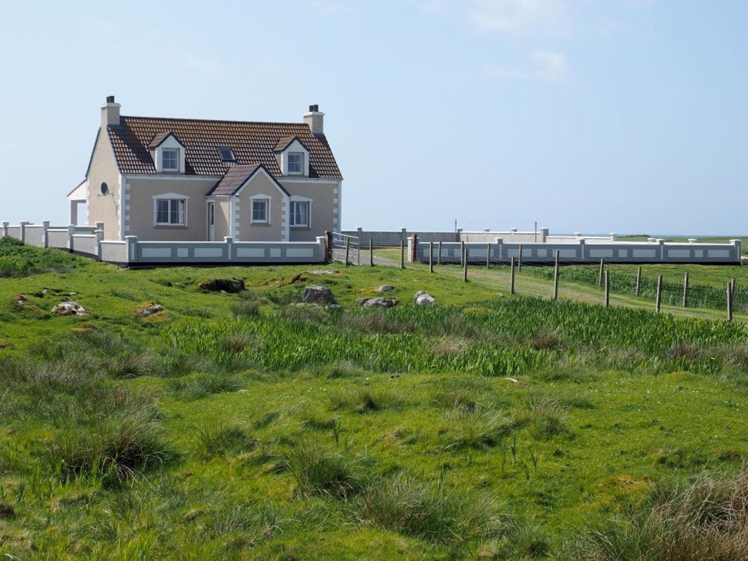 Taigh Dhonnchaidh — Self-catering in South Uist