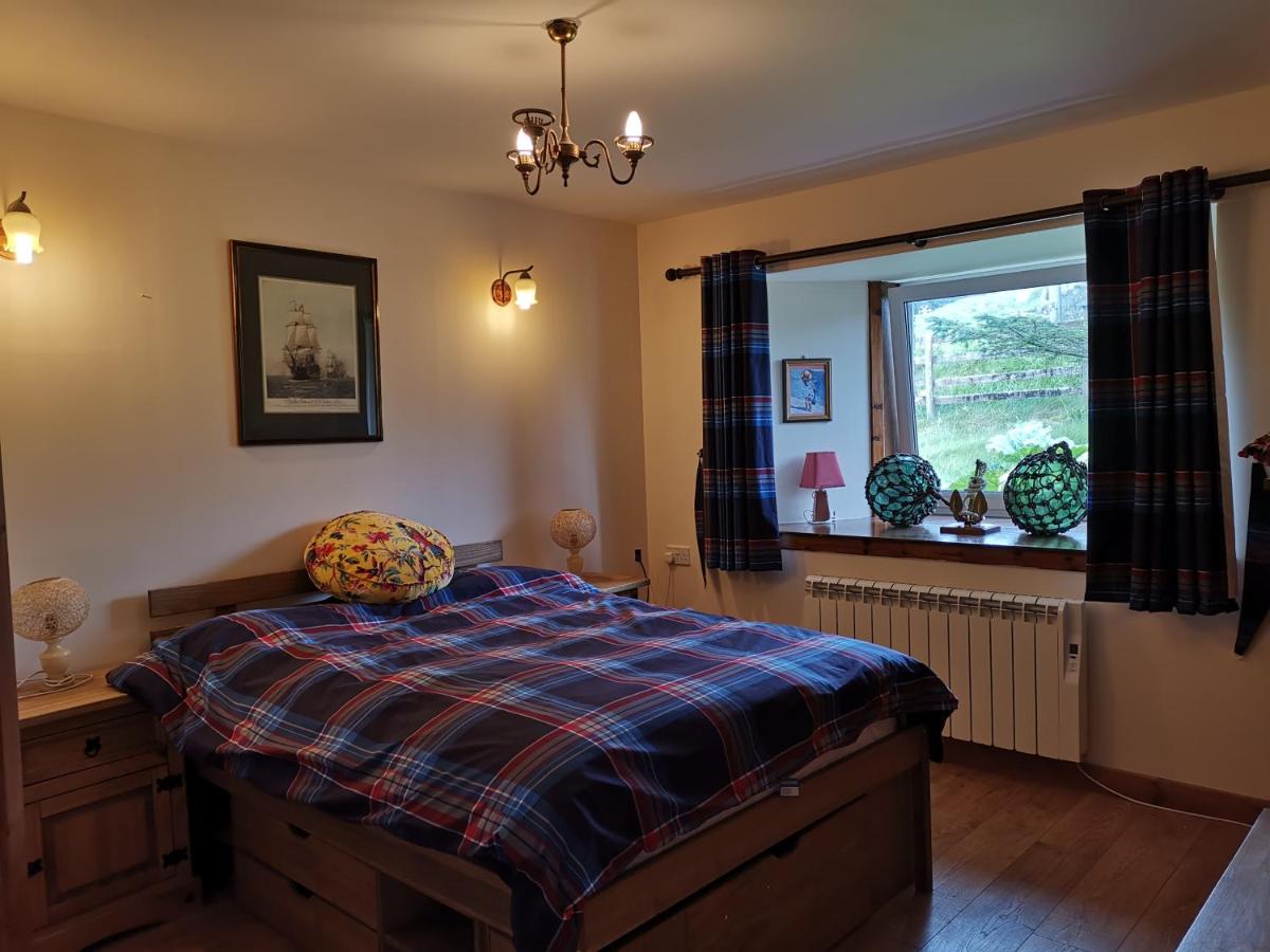 Otter Cottage, Berneray 2