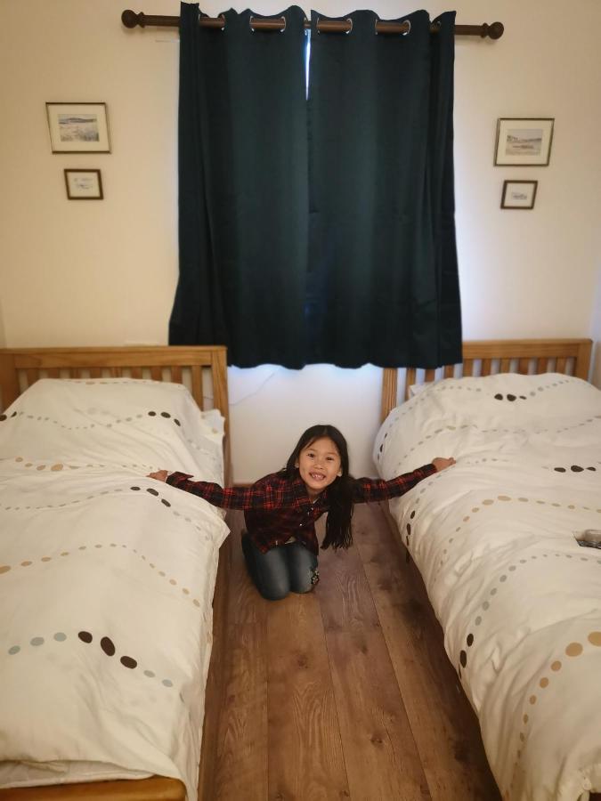 Otter Cottage, Berneray 7