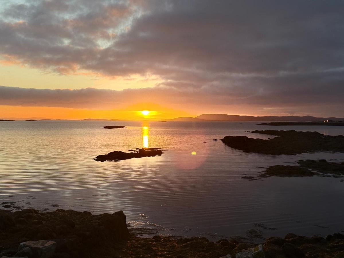 Otter Cottage, Berneray 43
