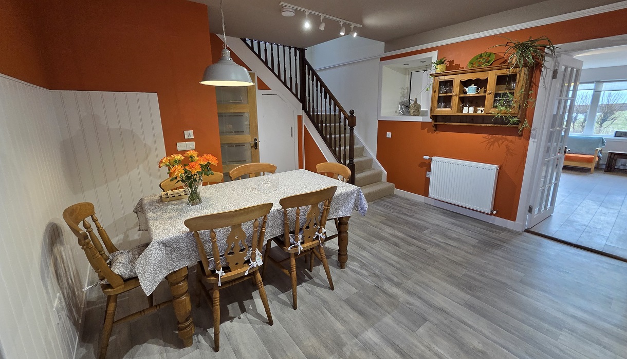 Kelp Cottage dining table