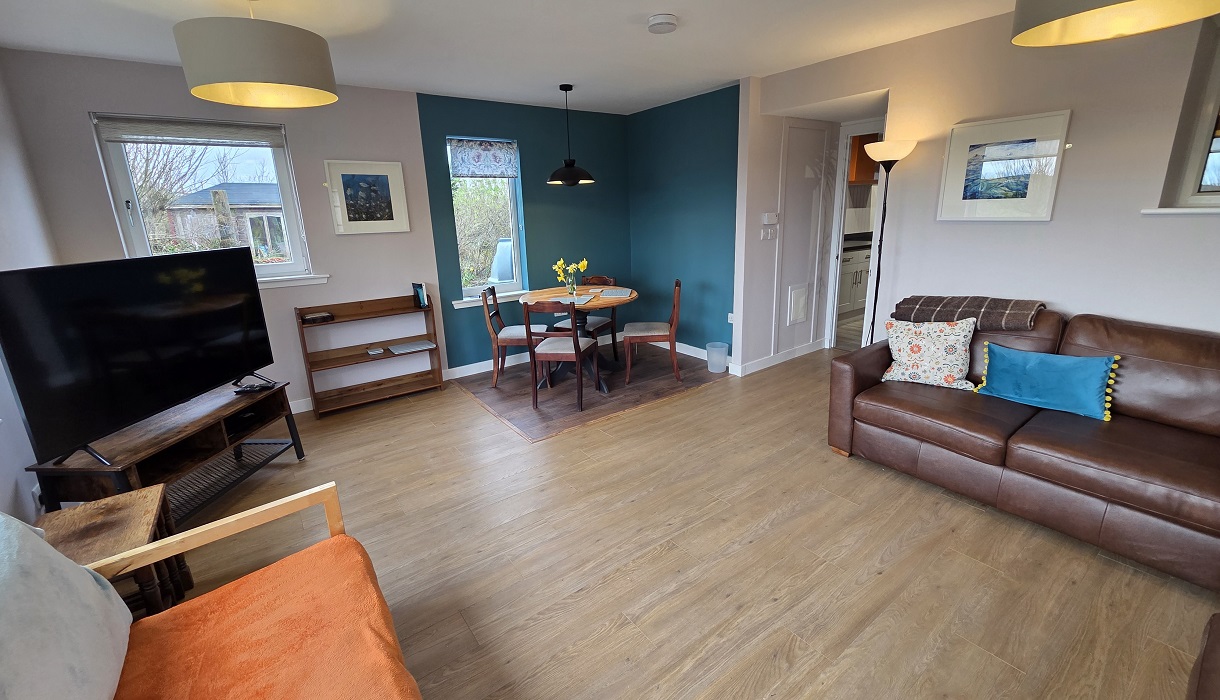 Kelp Cottage tv lounge