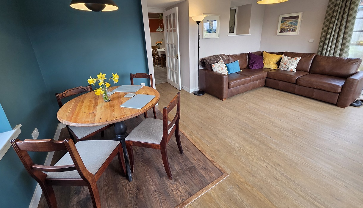 Kelp Cottage dining area