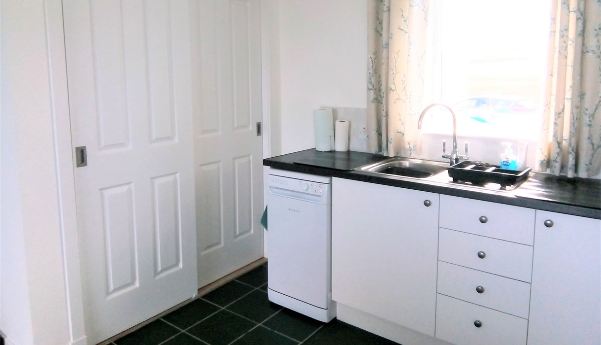Crossroads Cottage kitchen