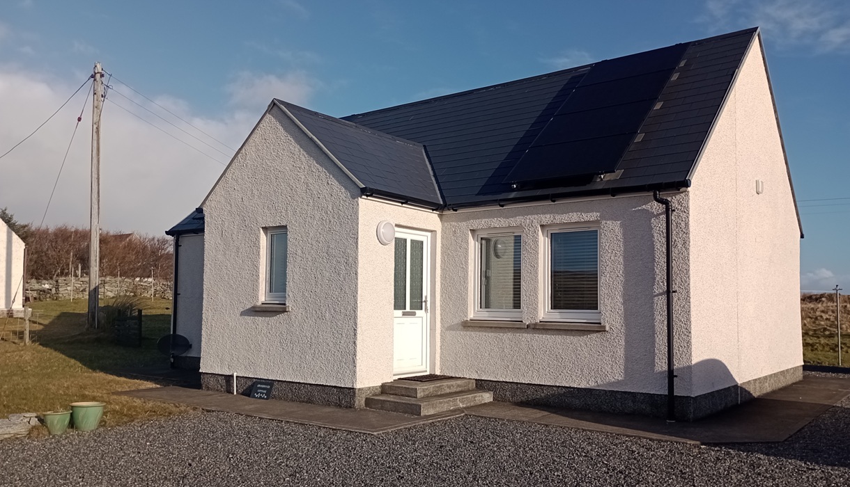 Crossroads Cottage — Self-catering in North Uist