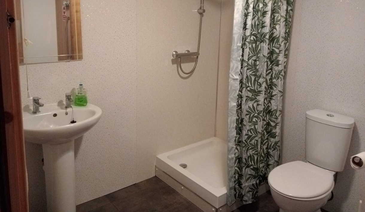 Creel Yard bathroom