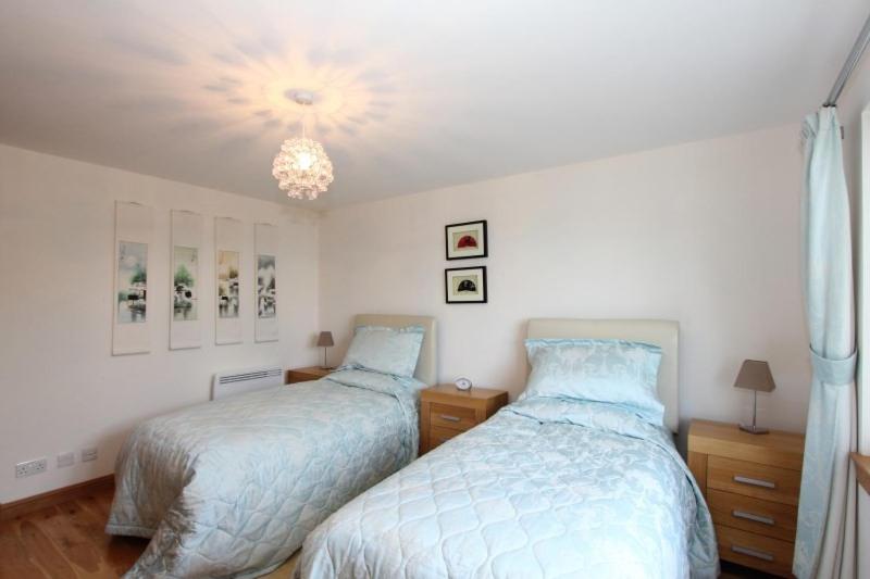 Eriskay Views Cottage 6