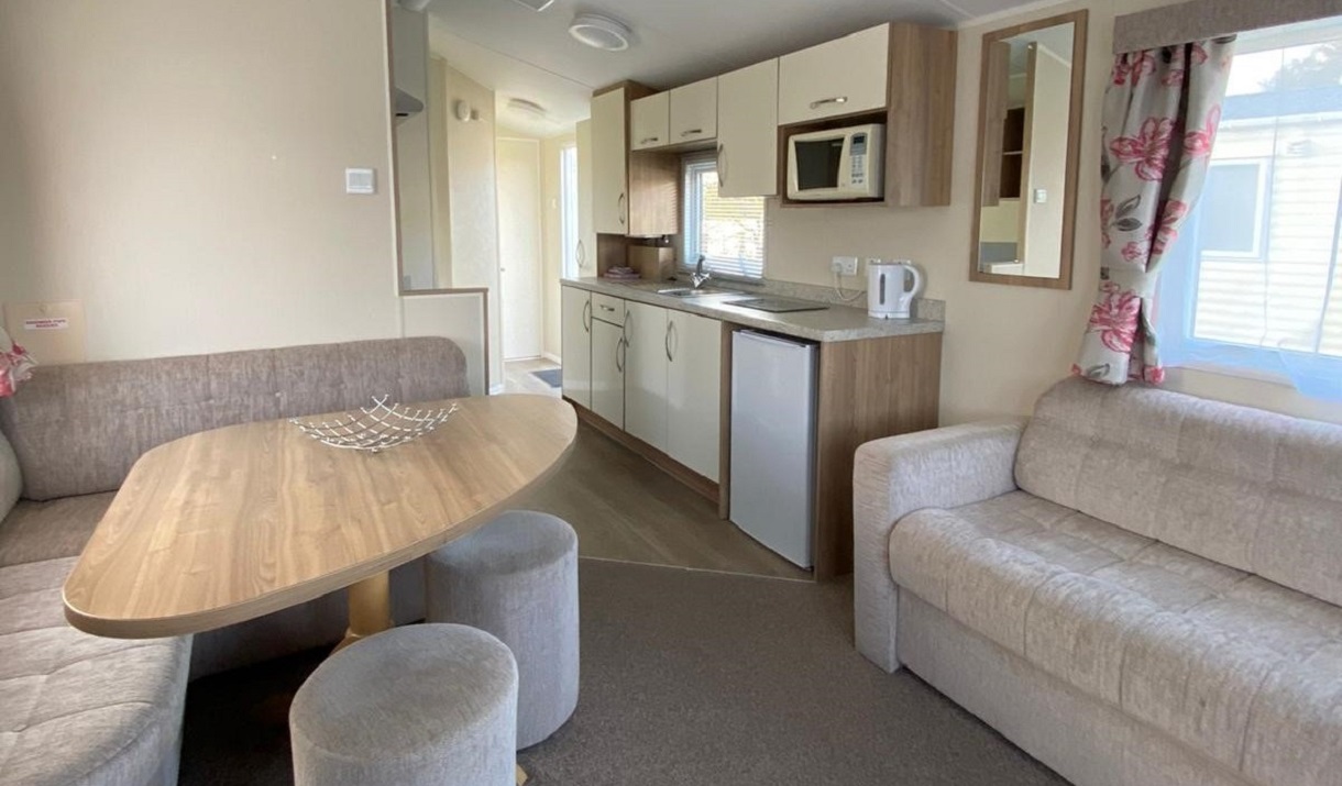 Lochside Cottage Caravans lounge
