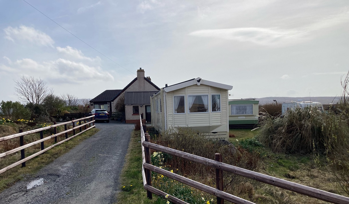 Lochside Cottage Caravans external