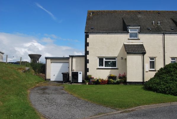 5 Rathad Mhic Eoin, Balivanich, Isle of Benbecula, HS7 5NG — Benbecula property