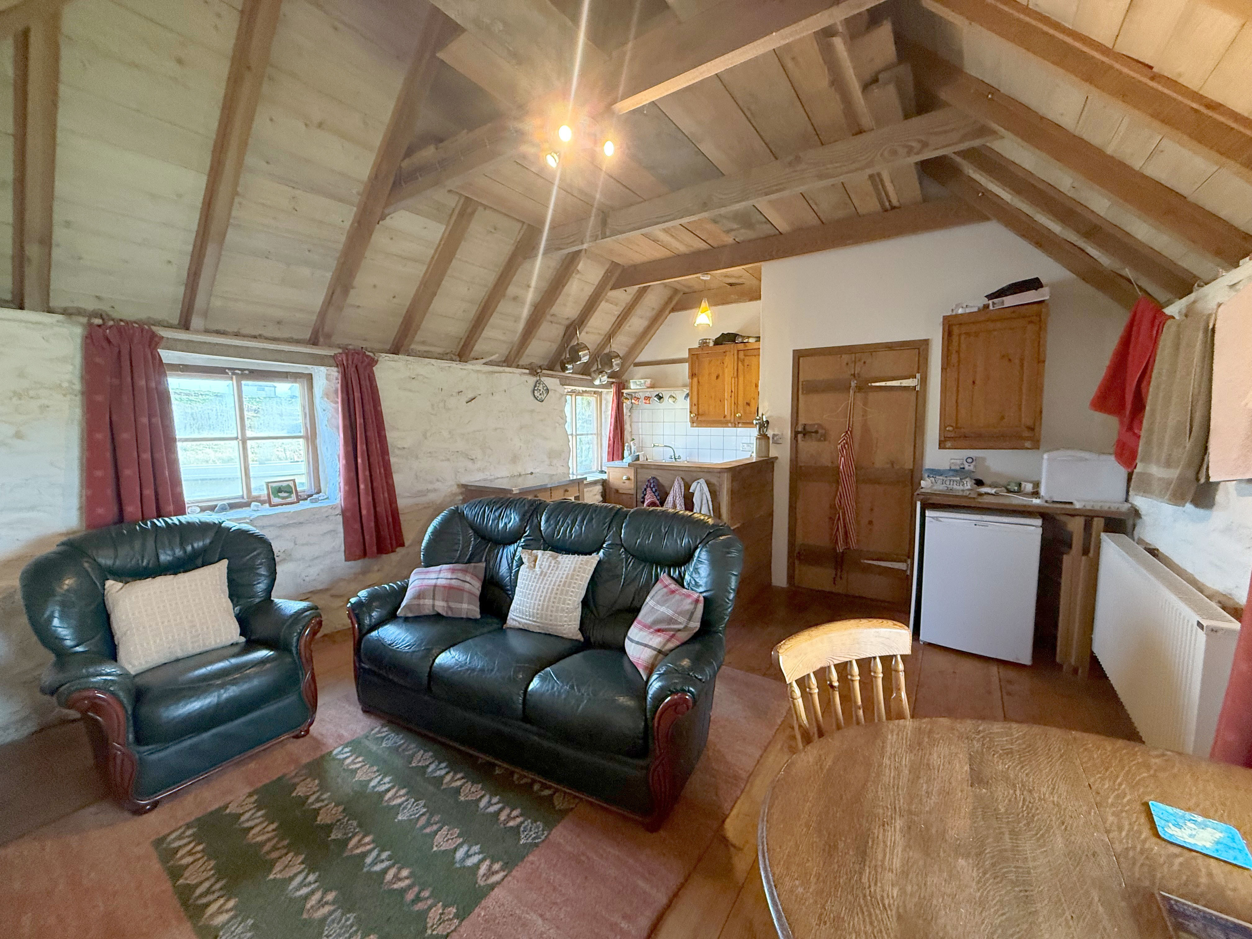 Cnoc an Dudain, 7 Rushgarry, Berneray, HS6 5BQ