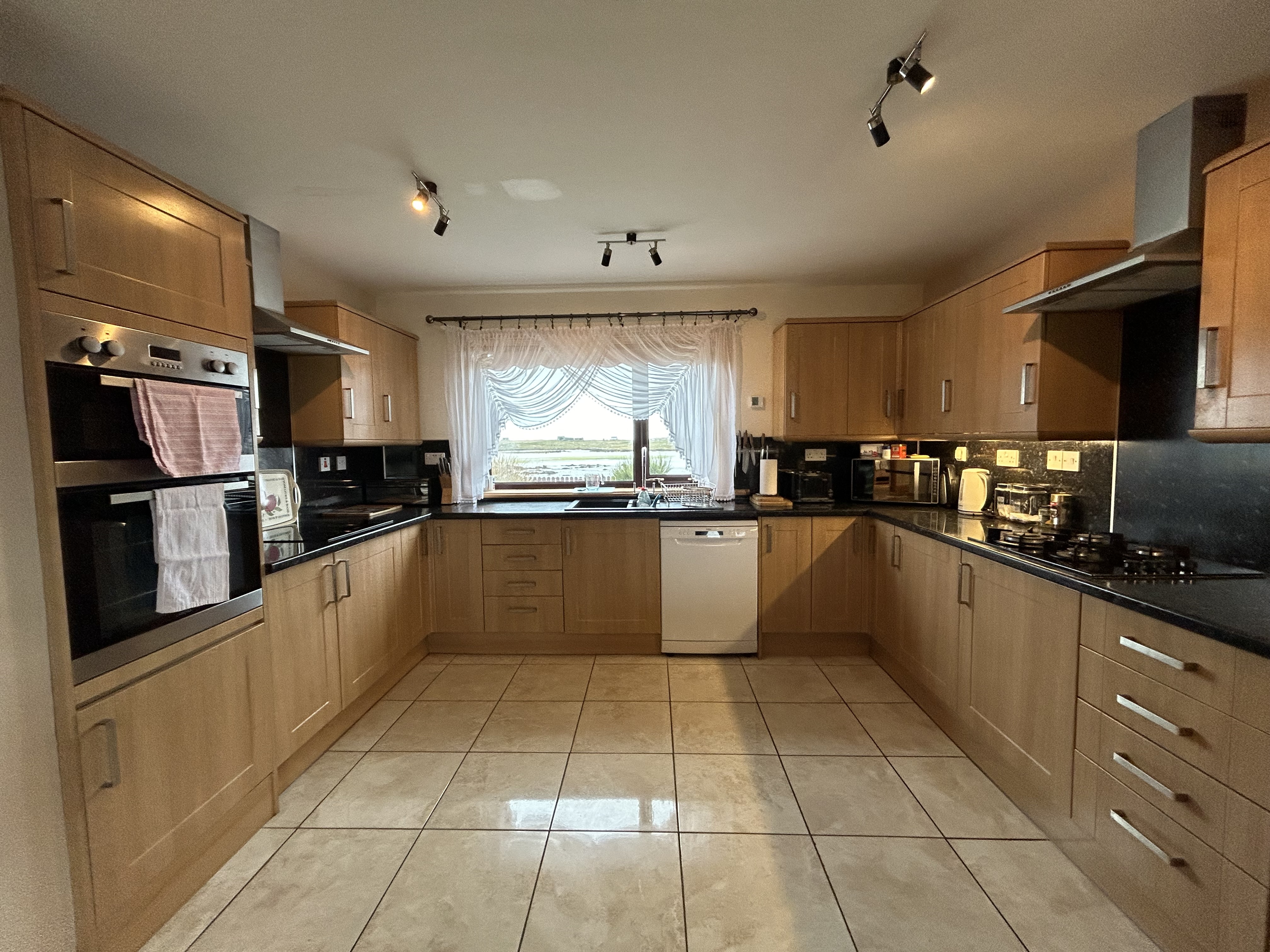 Dom, Clachan, Isle of North Uist, HS6 5HD