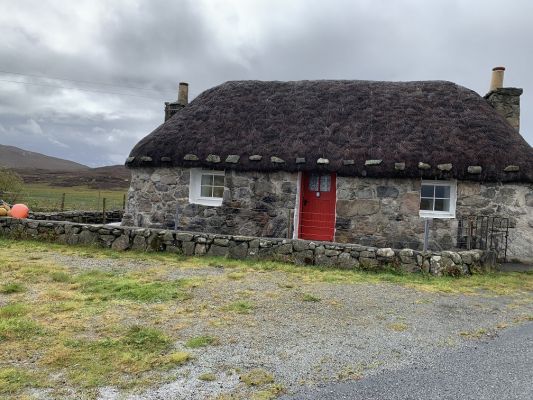 Evat Cottage, 466 South Lochboisdale, Isle of South Uist, Western Isles HS8 5UB