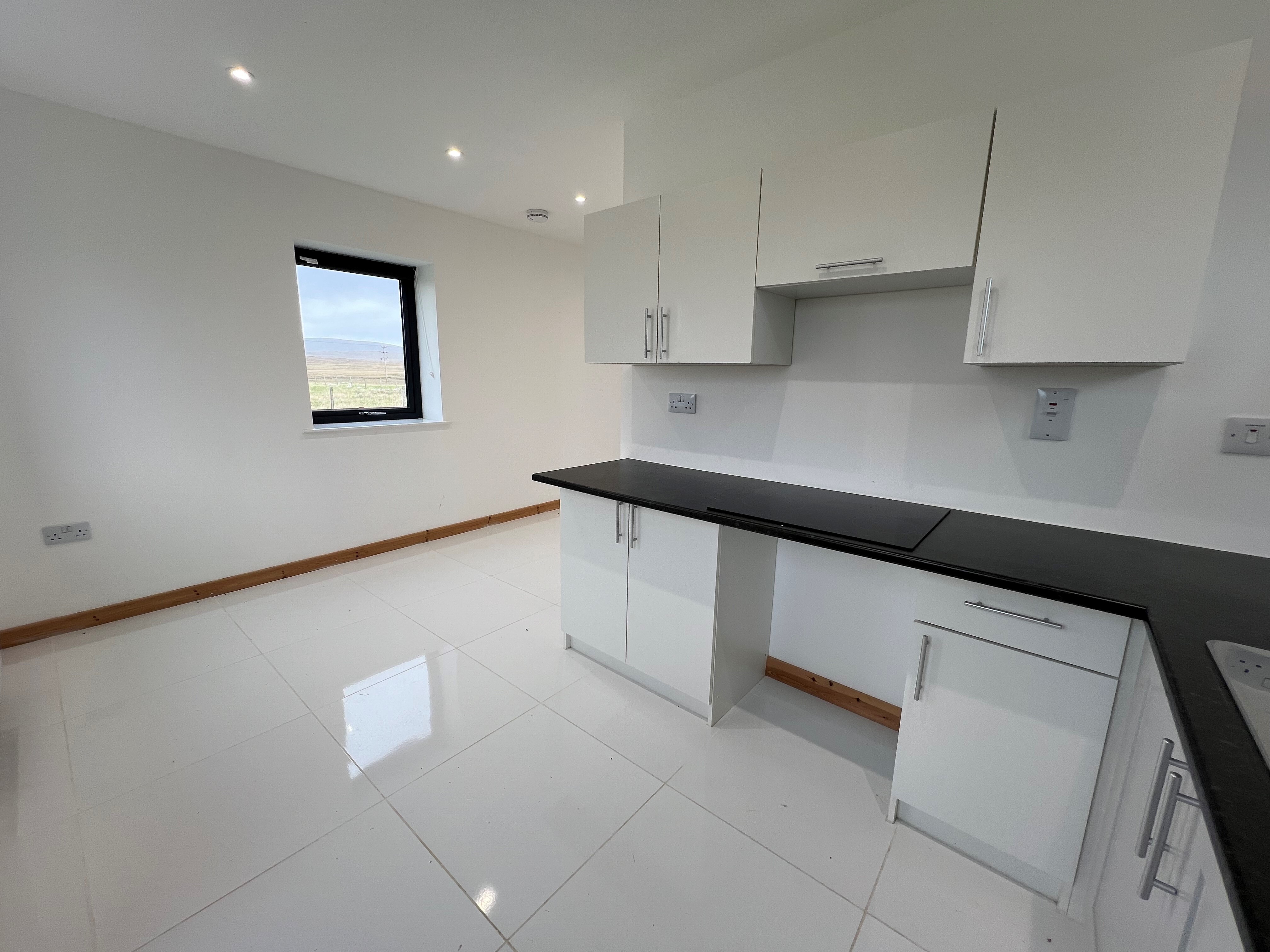 Vallay View Lodge, Sollas, Isle of North Uist, HS6 5BX