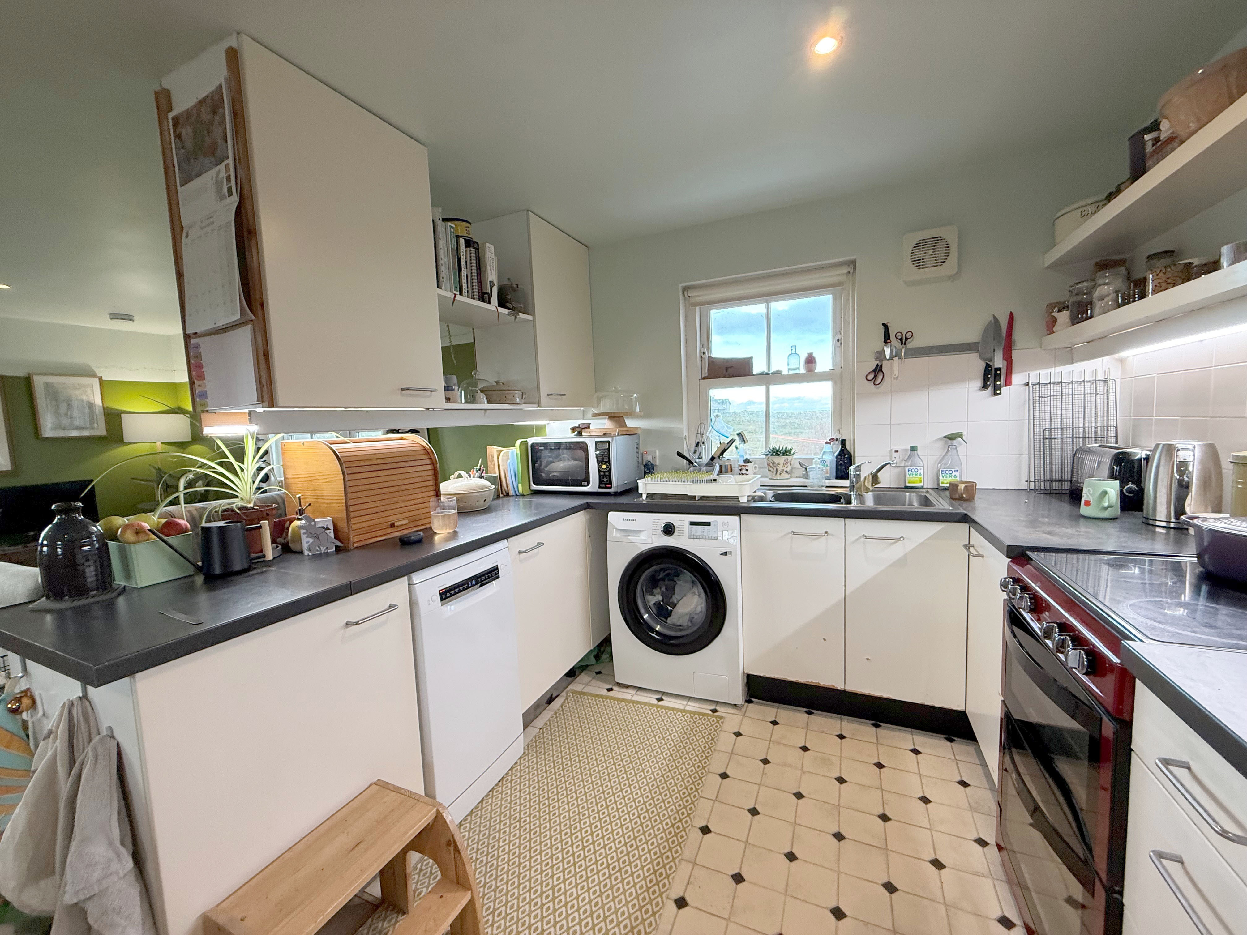 8a Howmore, Isle of South Uist, HS8 5SH