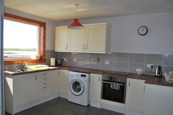 8 Knockline, Isle of North Uist, Western Isles, HS6 5DT