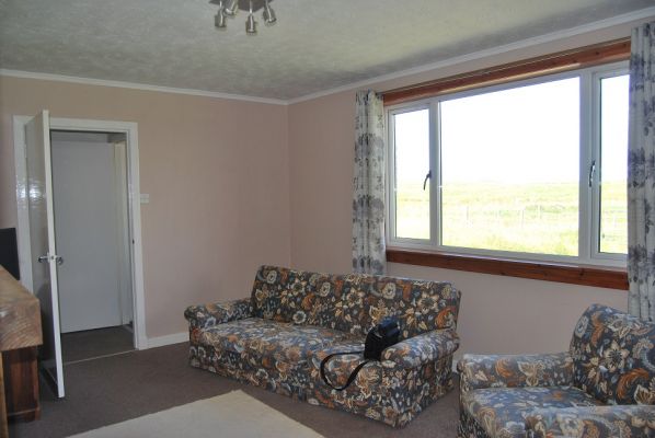8 Knockline, Isle of North Uist, Western Isles, HS6 5DT